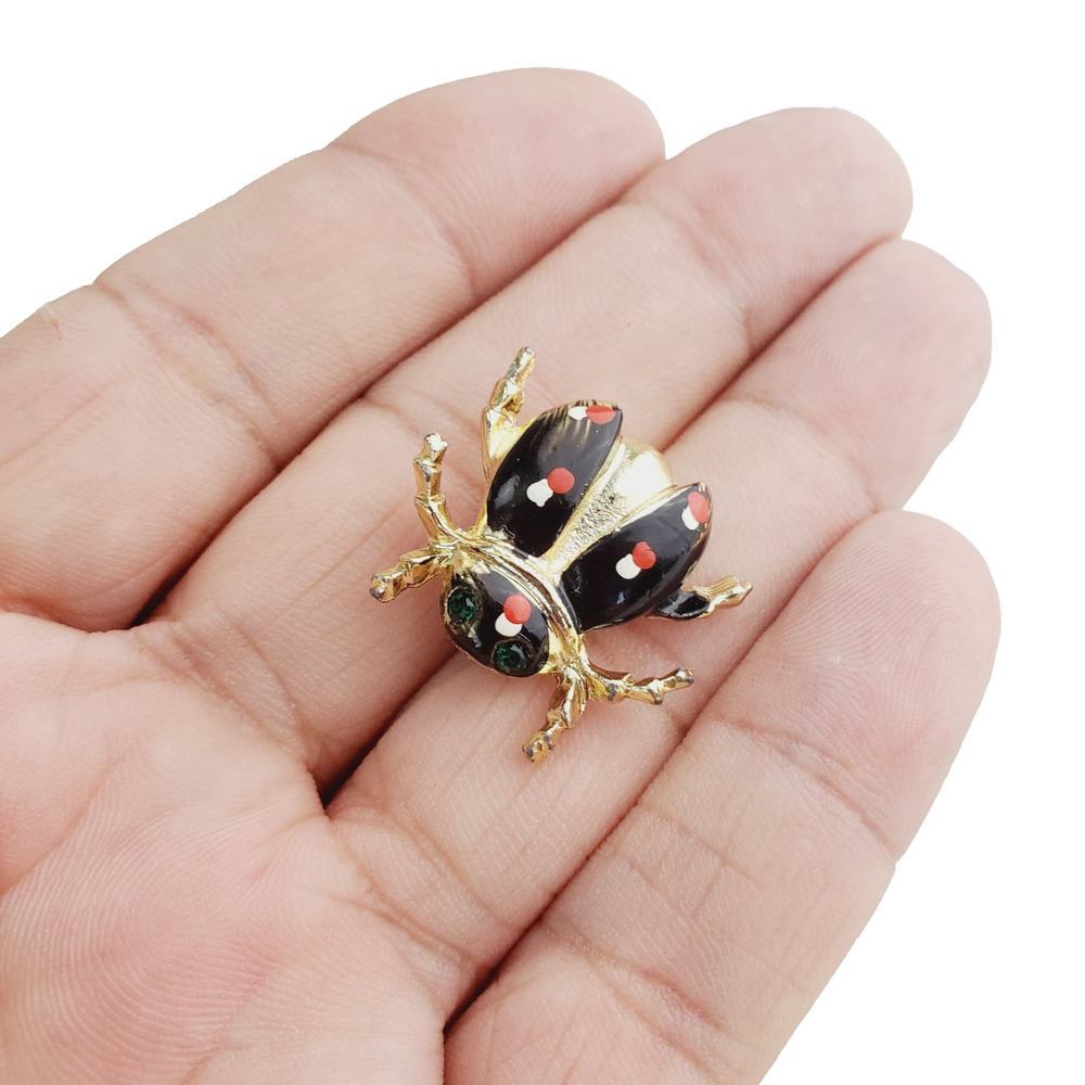 Stunning Vintage RHINESTONE ENAMELED LADYBUG 7/8" Brooch Black & Silver Insect